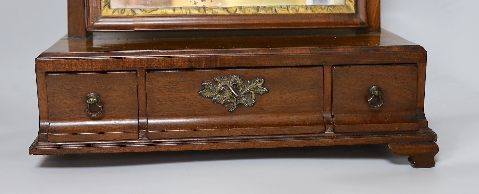 A George III mahogany box framed toilet mirror, 49cm tall